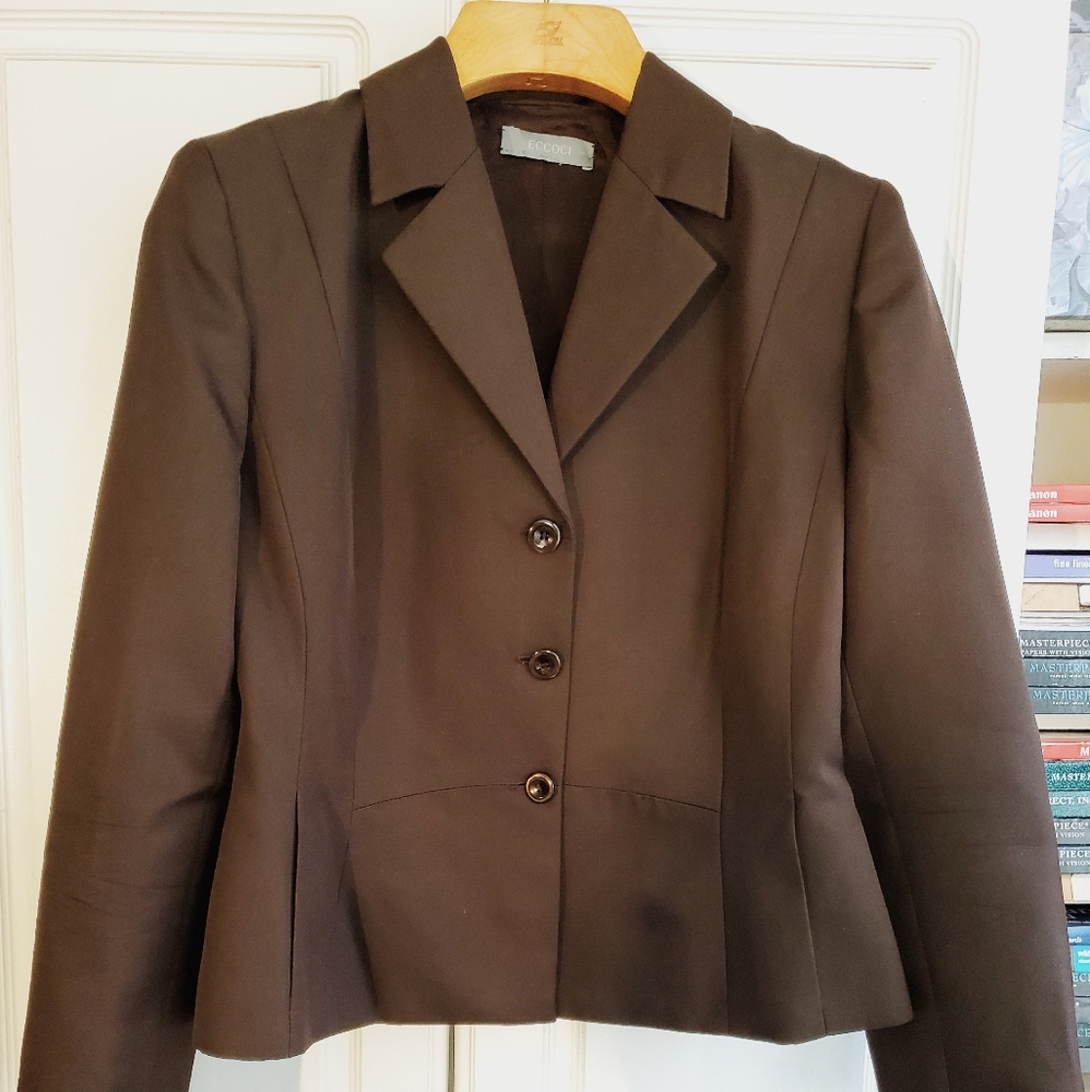 Eccoci Jacket for All Occasions